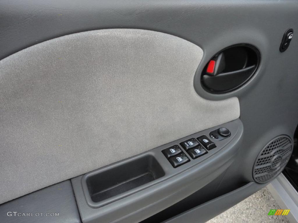 2006 Saturn ION 3 Sedan Gray Door Panel Photo #49727977