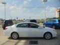 2010 Blizzard White Pearl Toyota Avalon XLS  photo #3