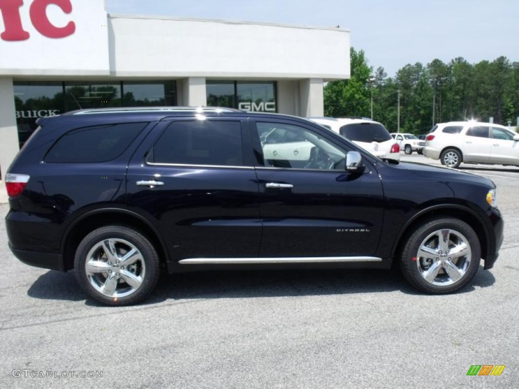 2011 Durango Citadel - Blackberry Pearl / Black/Tan photo #8