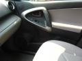 Classic Silver Metallic - RAV4 4WD Photo No. 17