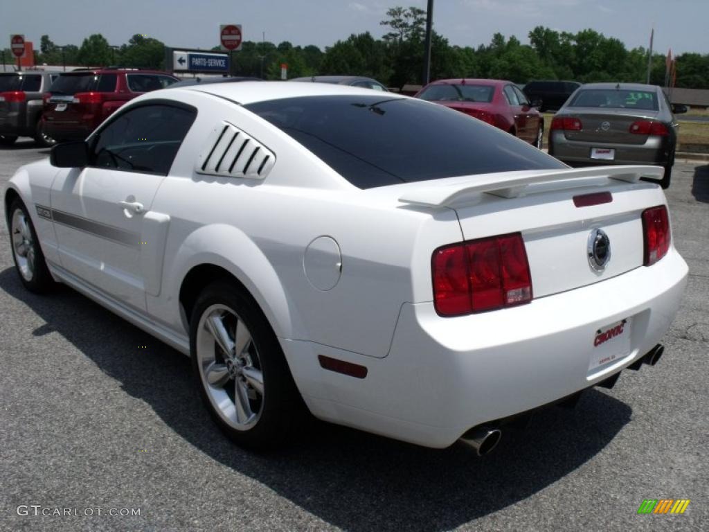 Performance White 2007 Ford Mustang GT/CS California Special Coupe Exterior Photo #49732165