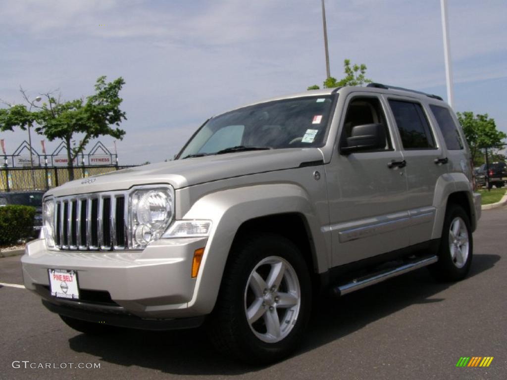 2008 Liberty Limited 4x4 - Light Graystone Pearl / Pastel Pebble Beige photo #1