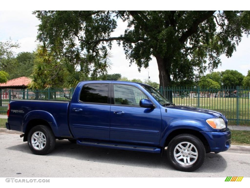 2005 Tundra Limited Double Cab 4x4 - Spectra Blue Mica / Taupe photo #9