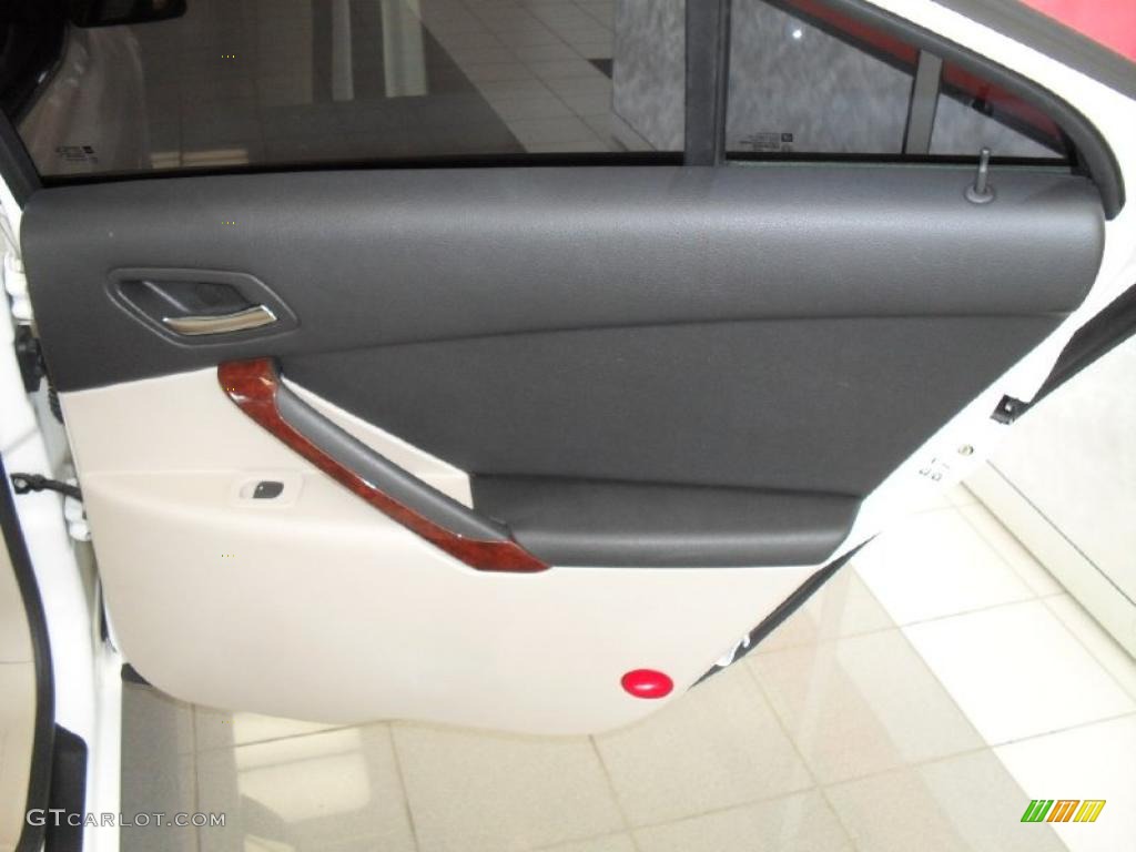 2007 Pontiac G6 GTP Sedan Light Taupe Door Panel Photo #49739158