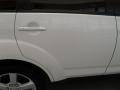 Diamond White Pearl - Outlander XLS Photo No. 8