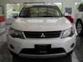 Diamond White Pearl - Outlander XLS Photo No. 11