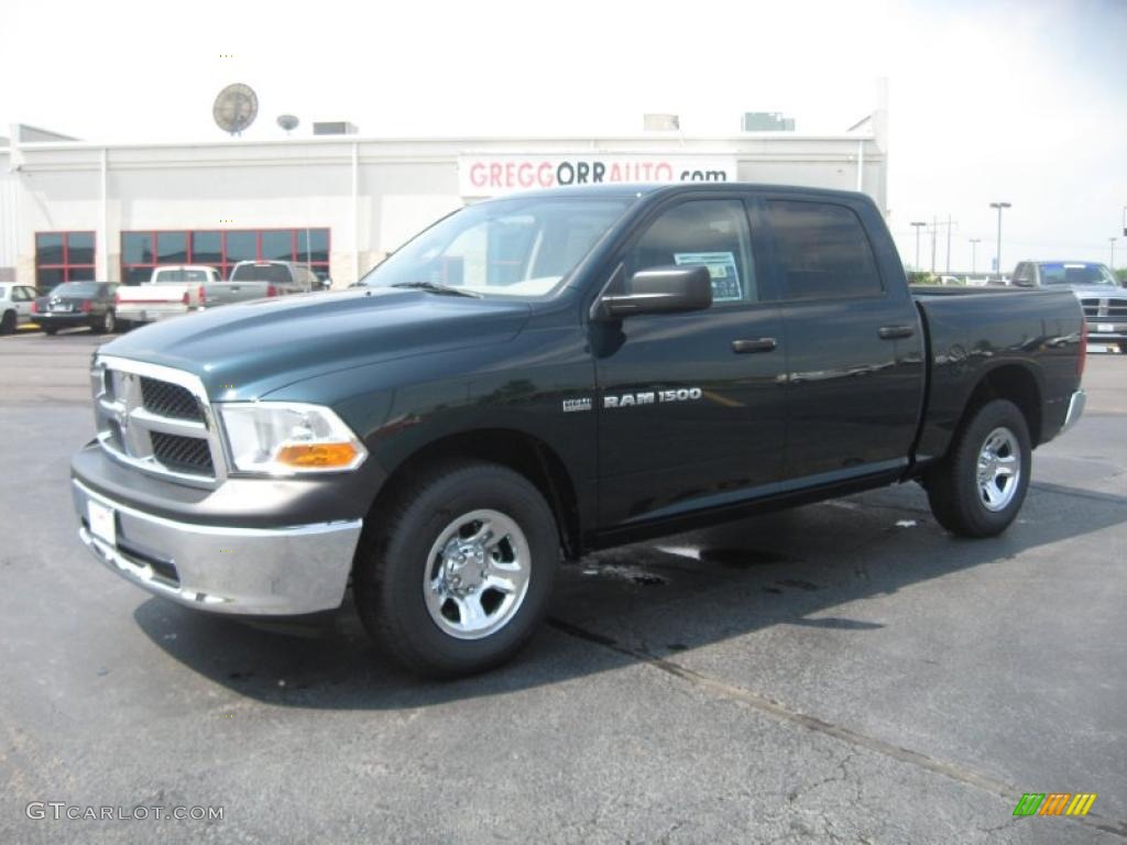 2011 Ram 1500 ST Crew Cab 4x4 - Hunter Green Pearl / Dark Slate Gray/Medium Graystone photo #1