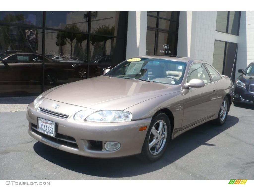 2000 SC 300 - Golden Pearl / Ivory photo #1