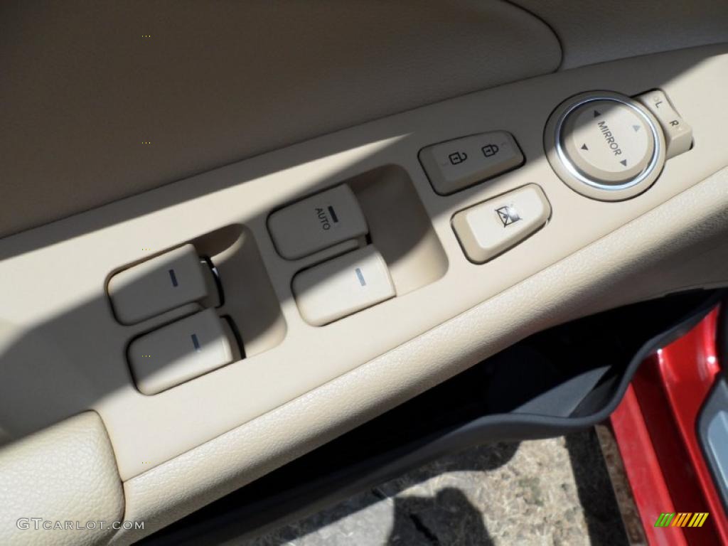 2011 Sonata Limited 2.0T - Venetian Red / Camel photo #24