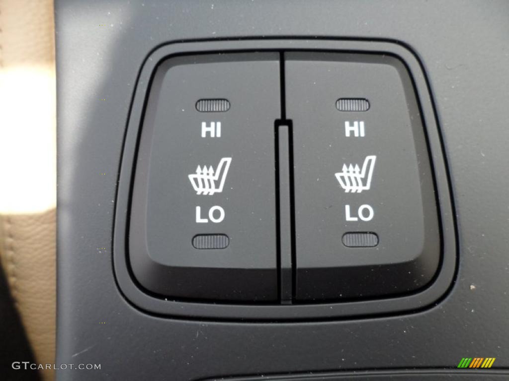 2011 Hyundai Sonata Limited 2.0T Controls Photo #49742932