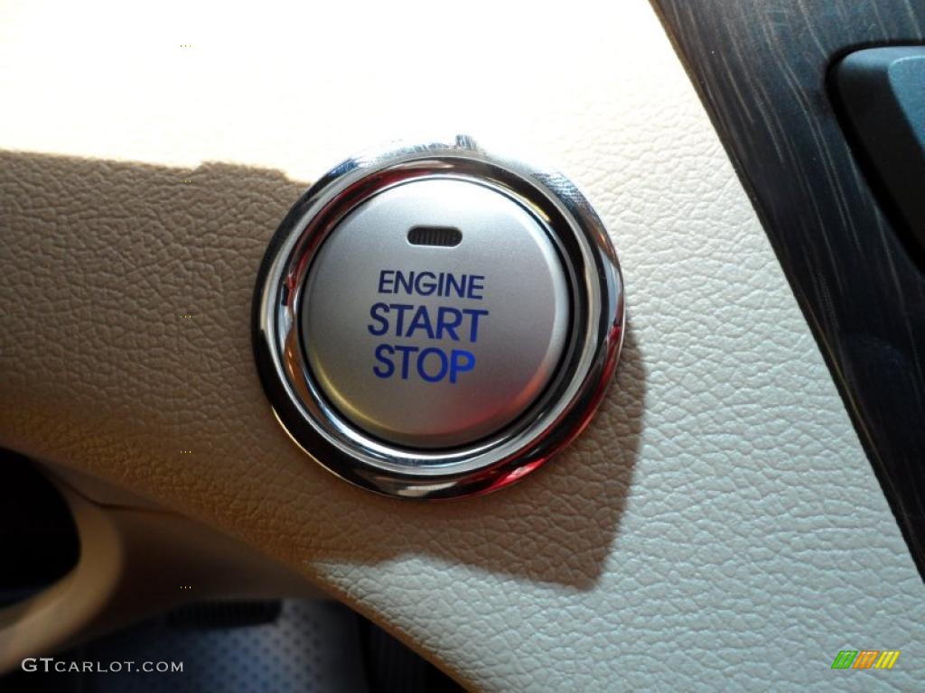 2011 Hyundai Sonata Limited 2.0T Controls Photo #49742947
