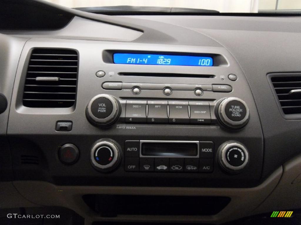 2010 Honda Civic Hybrid Sedan Controls Photo #49742998