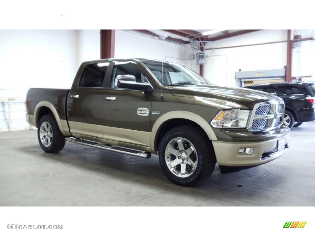 2011 Ram 1500 Laramie Longhorn Crew Cab 4x4 - Rugged Brown Pearl / Light Pebble Beige/Bark Brown photo #3