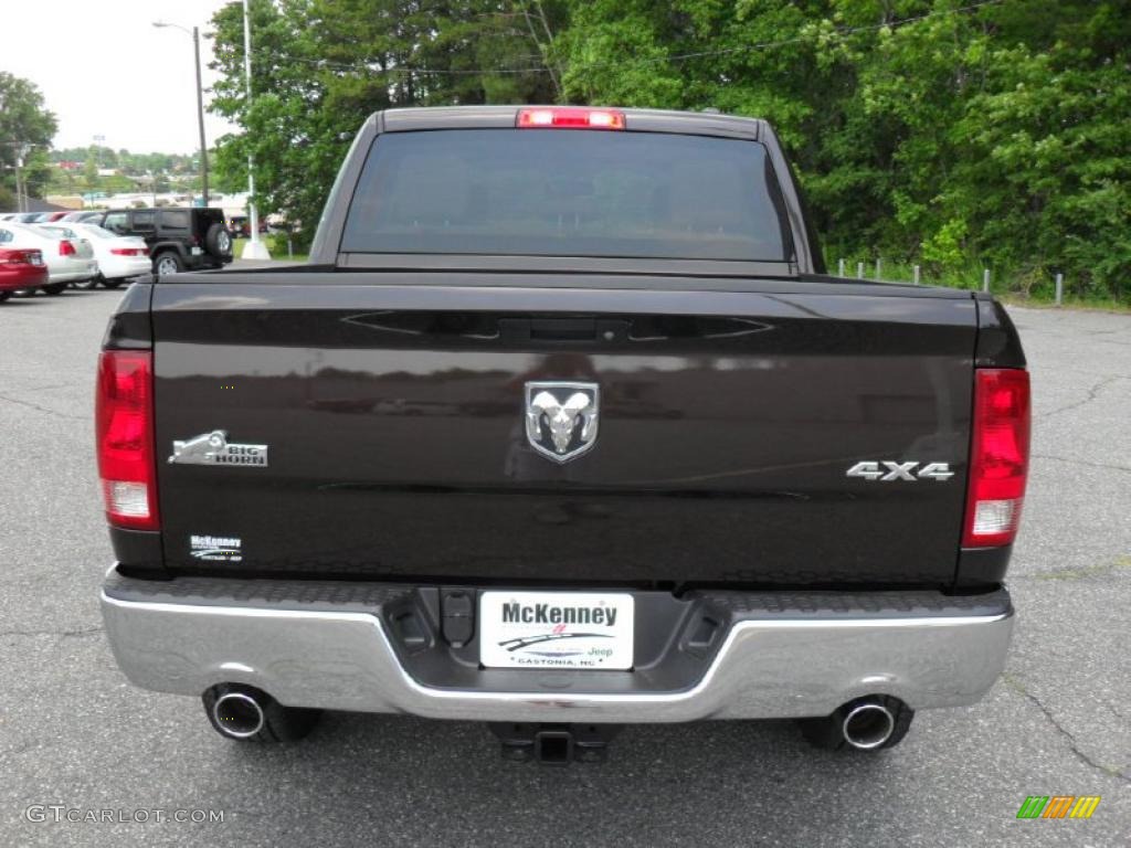2011 Ram 1500 Big Horn Crew Cab 4x4 - Rugged Brown Pearl / Light Pebble Beige/Bark Brown photo #3