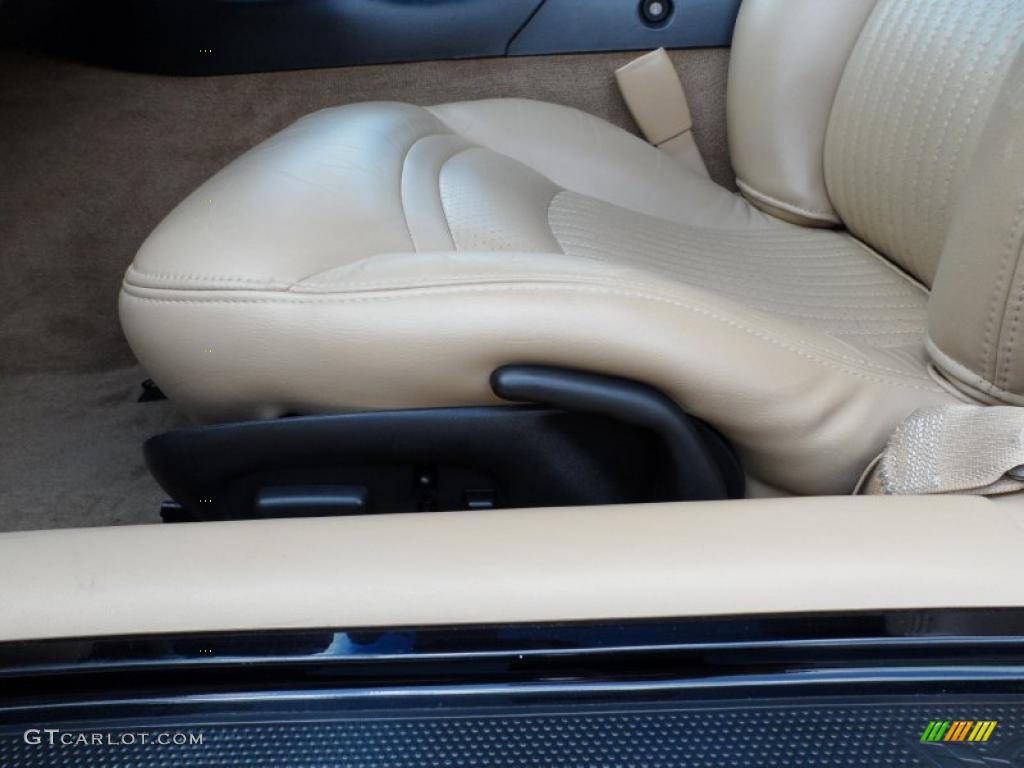 2004 Corvette Coupe - Black / Light Oak photo #33