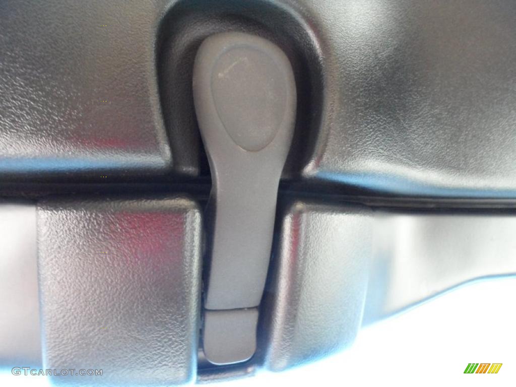 2004 Corvette Coupe - Black / Light Oak photo #34