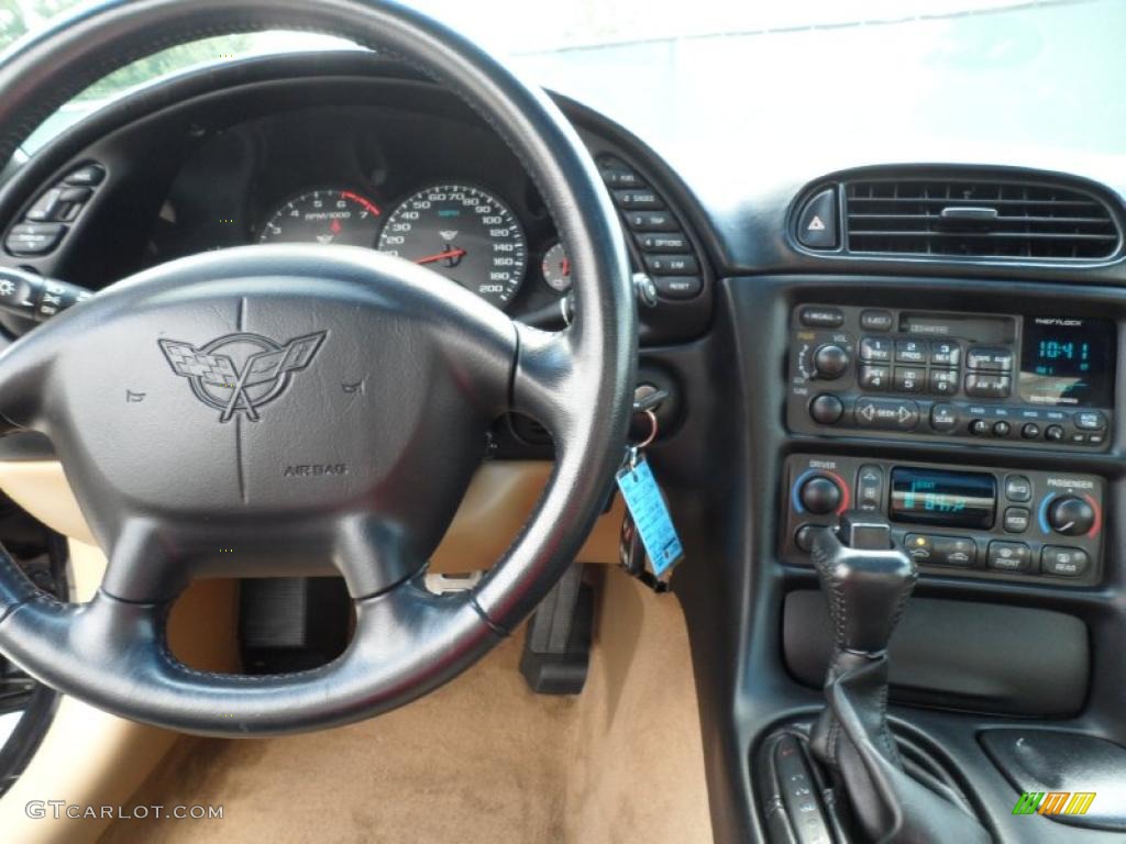 2004 Corvette Coupe - Black / Light Oak photo #35