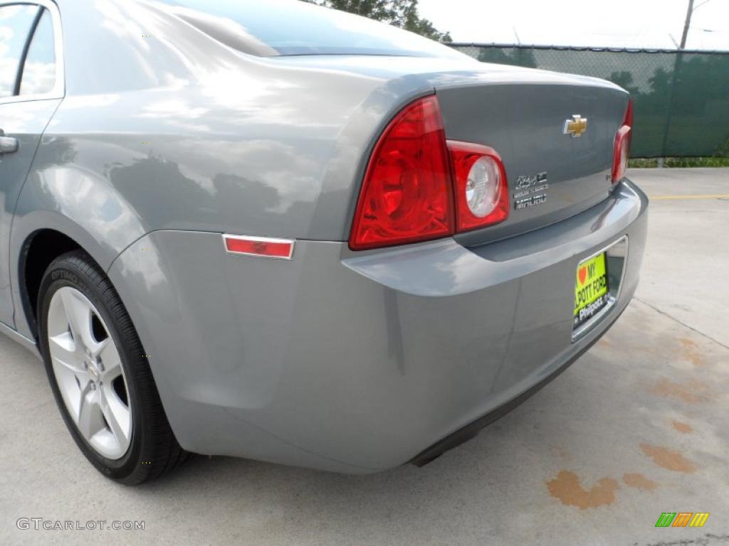 2009 Malibu LS Sedan - Golden Pewter Metallic / Titanium photo #26