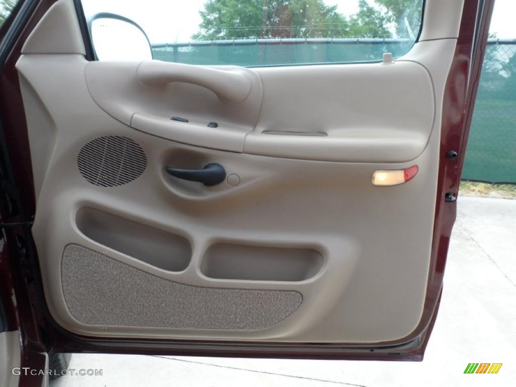 1997 Ford F150 XLT Extended Cab 4x4 Medium Prairie Tan Door Panel Photo #49747270