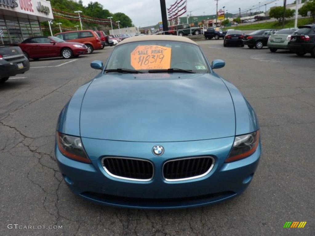 2003 Z4 2.5i Roadster - Maldives Blue Metallic / Beige photo #8