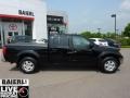 Super Black - Frontier SE Crew Cab 4x4 Photo No. 2