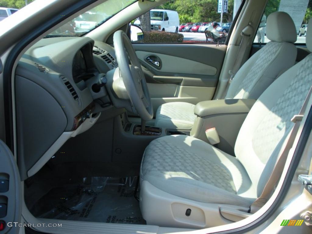 Neutral Interior 2004 Chevrolet Malibu Maxx LS Wagon Photo #49757161