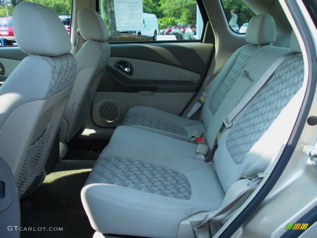 Neutral Interior 2004 Chevrolet Malibu Maxx LS Wagon Photo #49757191