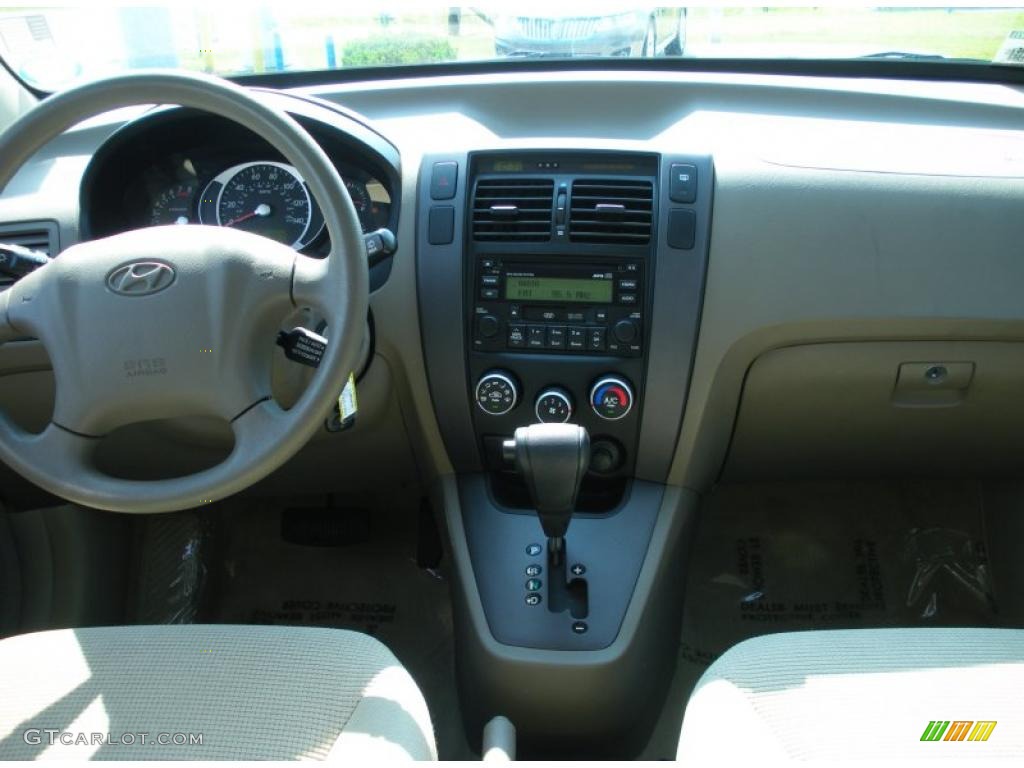 2007 Tucson GLS - Platinum Metallic / Beige photo #17