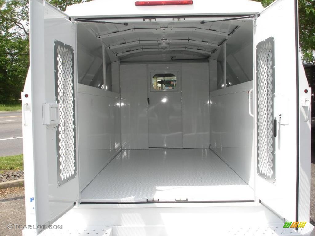 2011 Chevrolet Express Cutaway 3500 Utility Van Trunk Photos