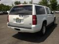 Summit White - Suburban LT 4x4 Photo No. 4
