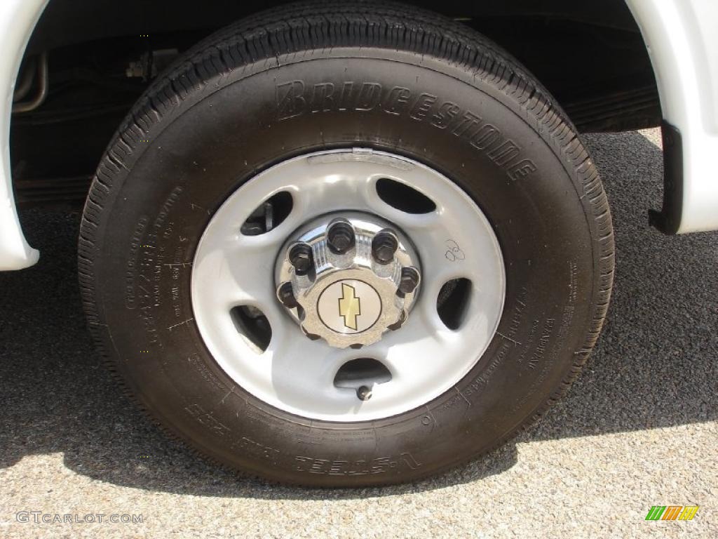 2010 Chevrolet Express LS 3500 Extended Passenger Van Wheel Photo #49761145