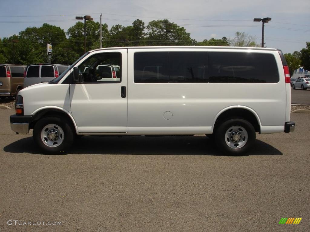 Summit White 2010 Chevrolet Express LS 3500 Extended Passenger Van Exterior Photo #49761160