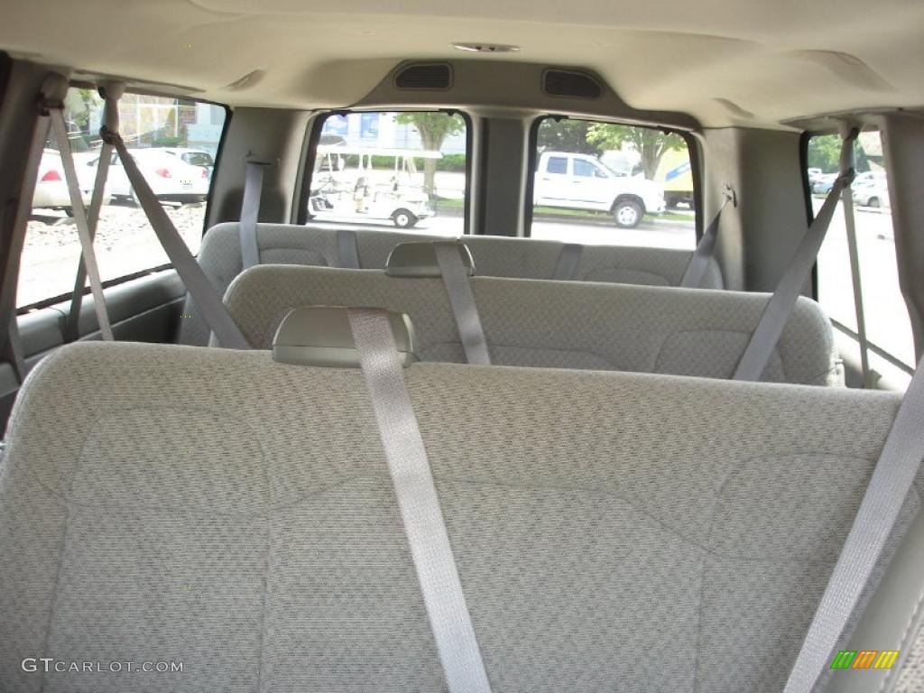 Medium Pewter Interior 2010 Chevrolet Express LS 3500 Extended Passenger Van Photo #49761190