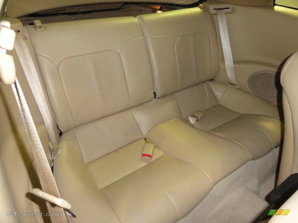 Beige Interior 2001 Mitsubishi Eclipse GT Coupe Photo #49761334