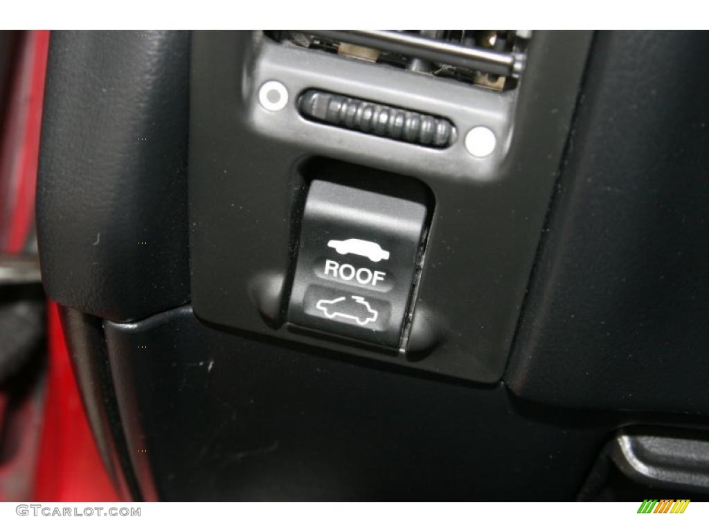 1997 Acura Integra LS Coupe Controls Photos