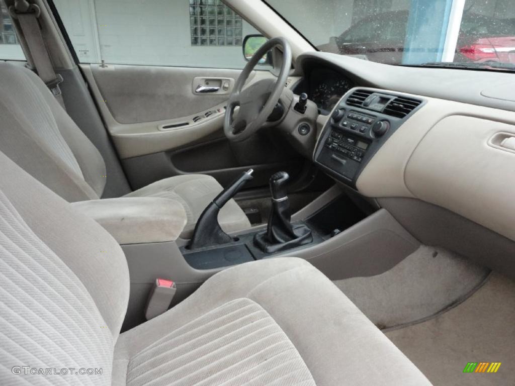 1998 Honda Accord LX Sedan interior Photo #49764508