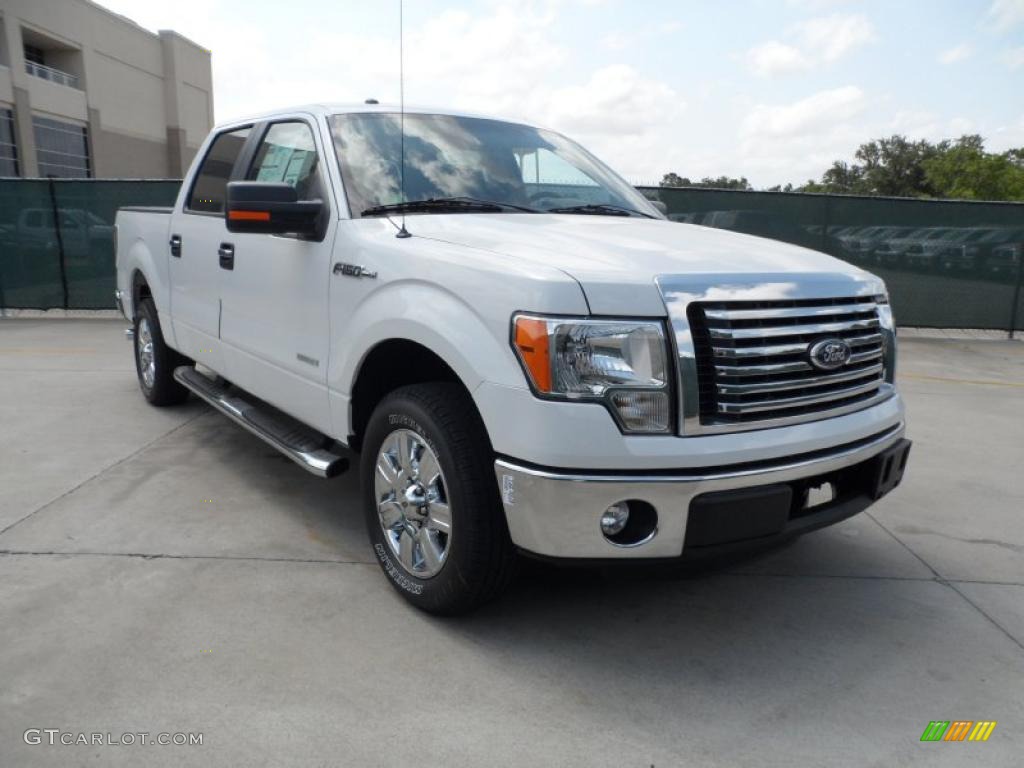 2011 F150 XLT SuperCrew - Oxford White / Steel Gray photo #1