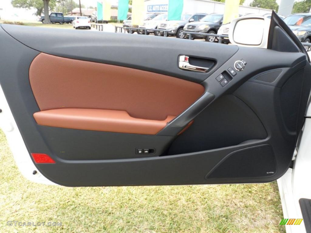 2011 Hyundai Genesis Coupe 3.8 Grand Touring Brown Leather Door Panel Photo #49769191