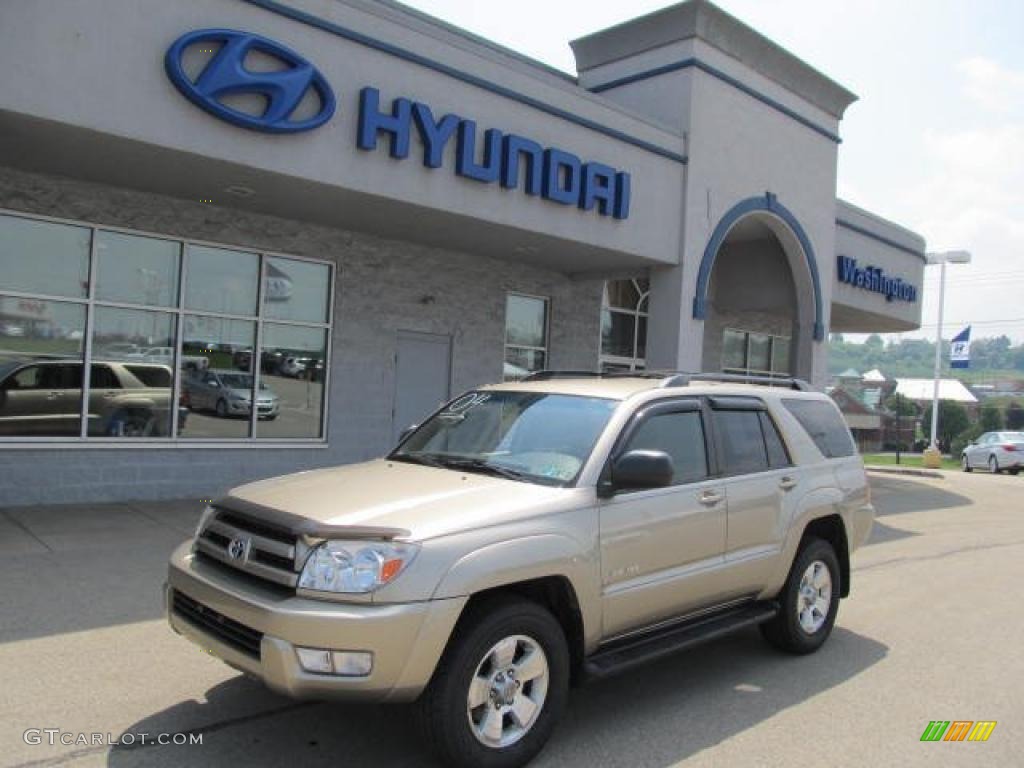 2004 4Runner SR5 4x4 - Dorado Gold Pearl / Taupe photo #1
