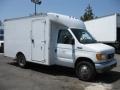 Oxford White 2003 Ford E Series Cutaway E350 Commercial Utility Truck