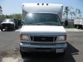 2003 Oxford White Ford E Series Cutaway E350 Commercial Utility Truck  photo #2