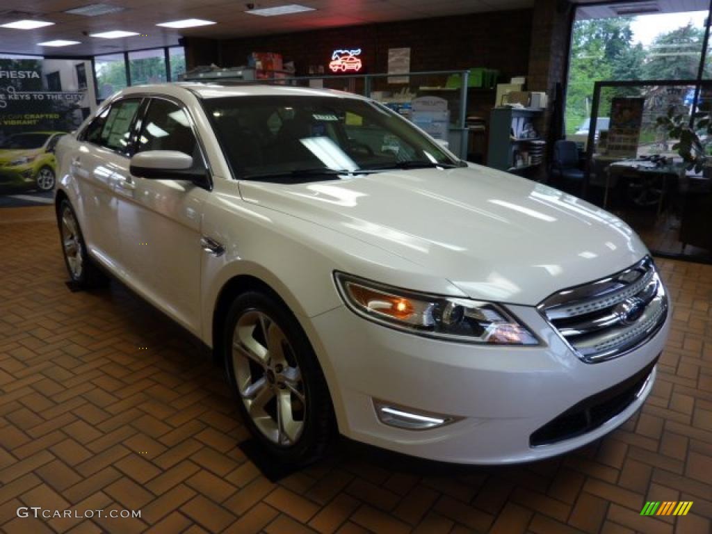 White Platinum Tri-Coat 2011 Ford Taurus SHO AWD Exterior Photo #49773937