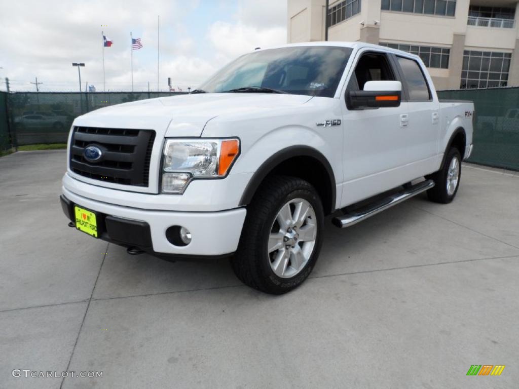 2010 F150 FX4 SuperCrew 4x4 - Oxford White / Black photo #7