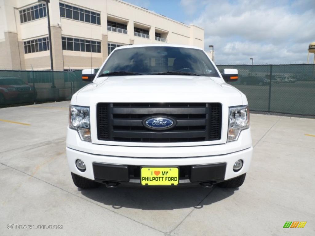 2010 F150 FX4 SuperCrew 4x4 - Oxford White / Black photo #8