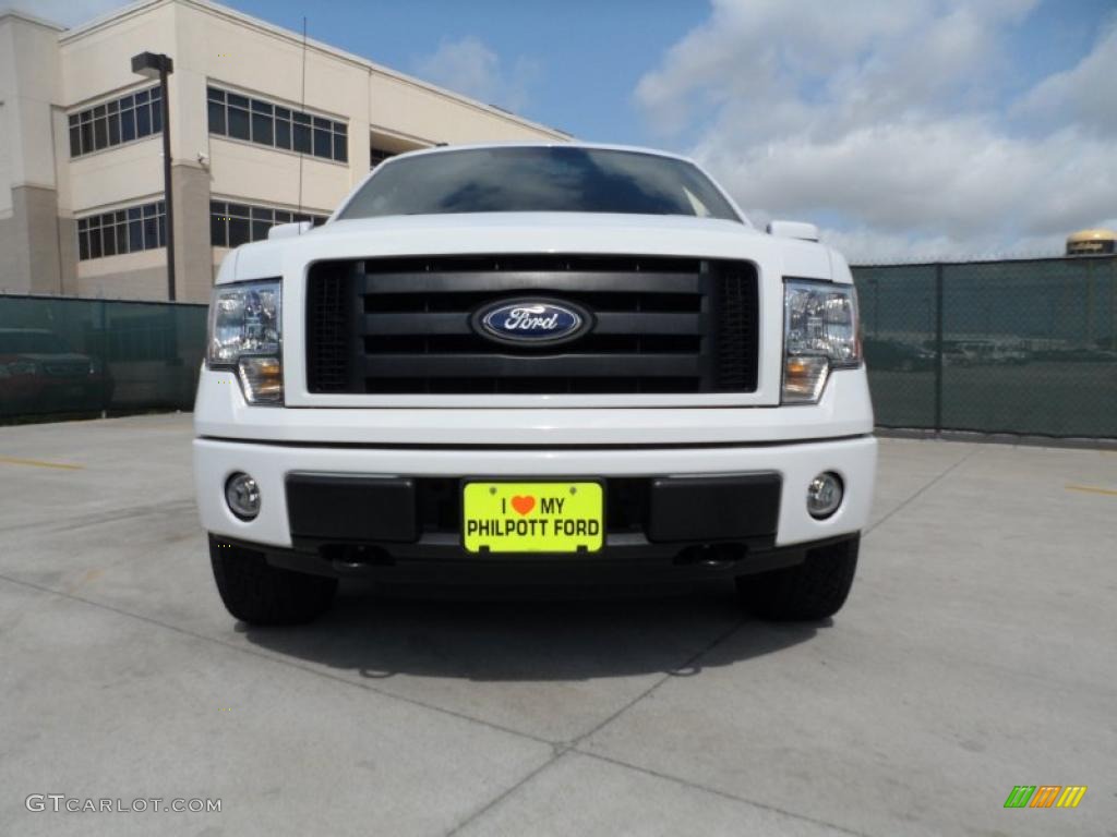 2010 F150 FX4 SuperCrew 4x4 - Oxford White / Black photo #9