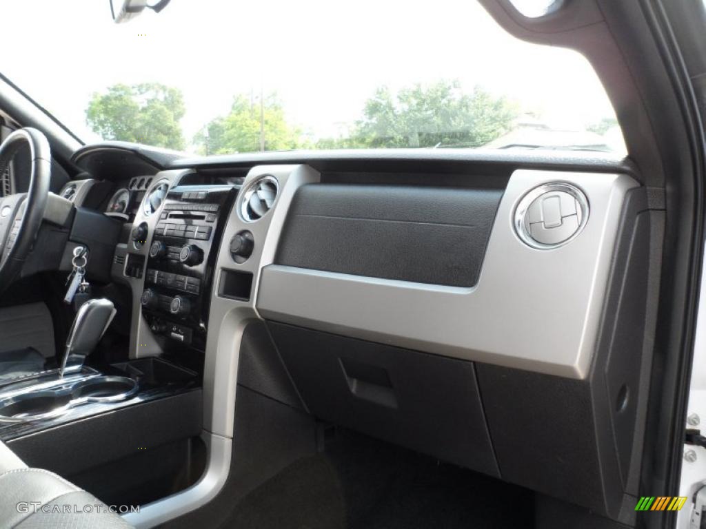 2010 F150 FX4 SuperCrew 4x4 - Oxford White / Black photo #29