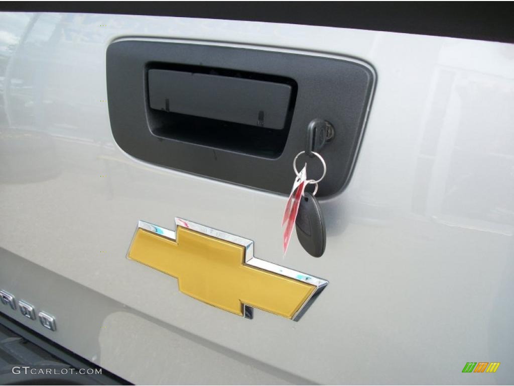 2011 Silverado 1500 LT Crew Cab 4x4 - Sheer Silver Metallic / Ebony photo #22