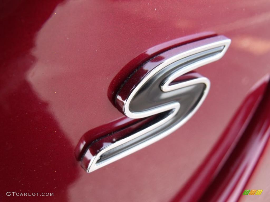 2011 Chrysler 200 S Marks and Logos Photo #49775236