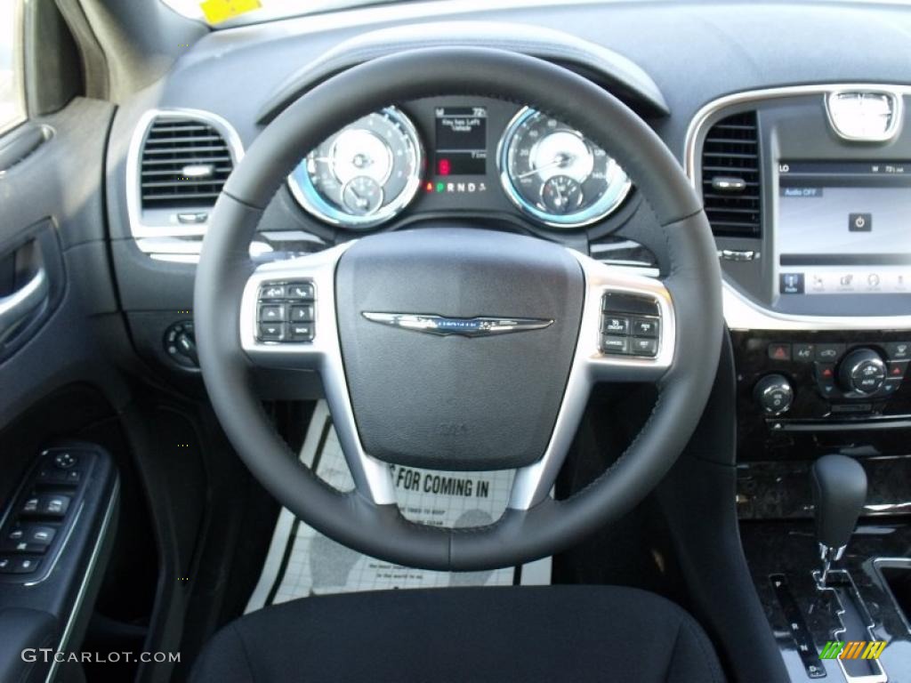 2011 Chrysler 300 Standard 300 Model Steering Wheel Photos