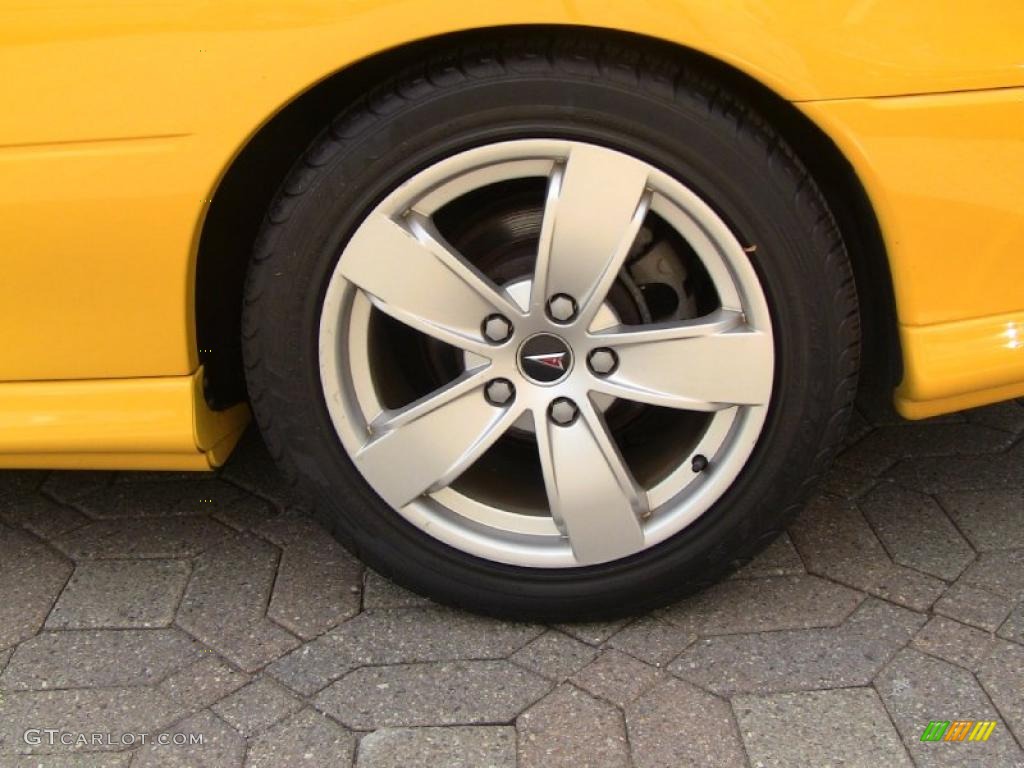 2004 Pontiac GTO Coupe Wheel Photo #49776955